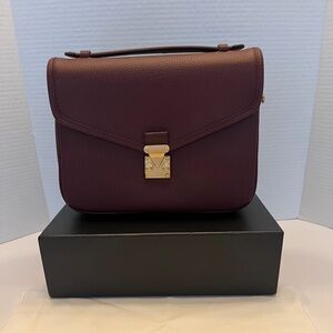 DUYP Paris 15 Burgundy